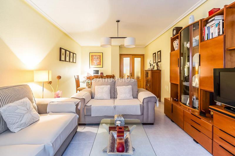 Apartamento en venta en  Barrio San Luis - Los Molinos, Almería