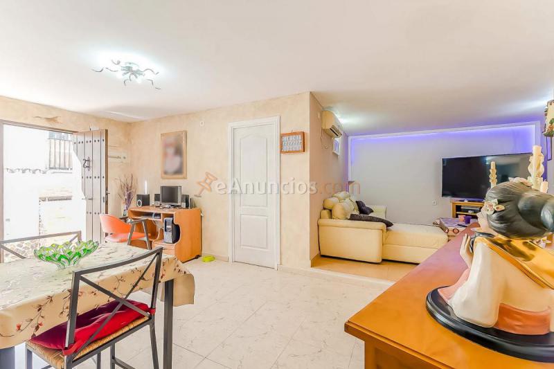 Adosado en venta en  Martiricos - La Roca, Málaga