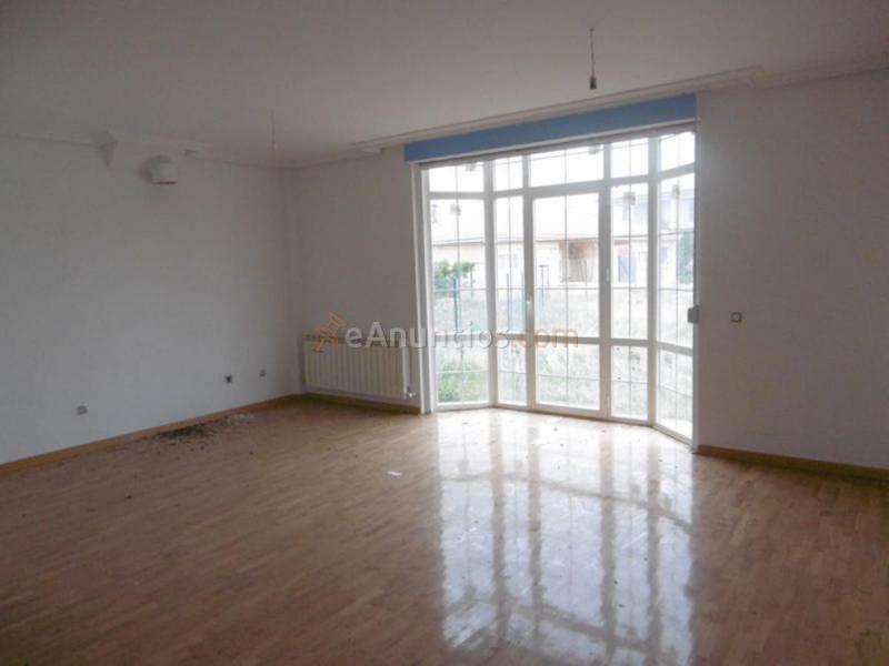 Casa en venta en  Tres chopos, Castrillo del Val