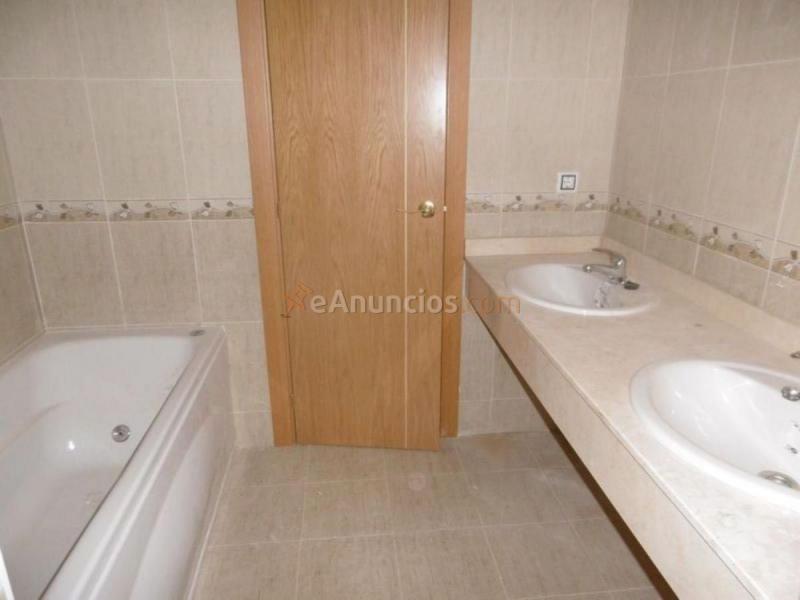 Casa en venta en  Tres chopos, Castrillo del Val