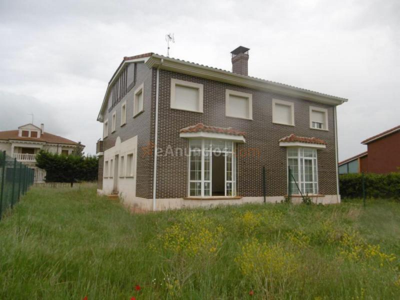 Casa en venta en  Tres chopos, Castrillo del Val