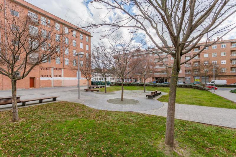 Local Comercial en venta en Calle Sanduzelai, Pamplona, San Jorge, PamplonaIruña