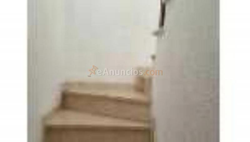 Adosado en venta en  Entrepinos, L'Eliana