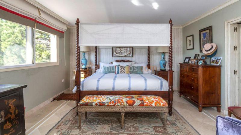 Adosado en venta en  San Pedro de Alcántara, Marbella