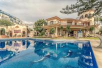 Adosado en venta en  Estepona Pueblo, Estepona