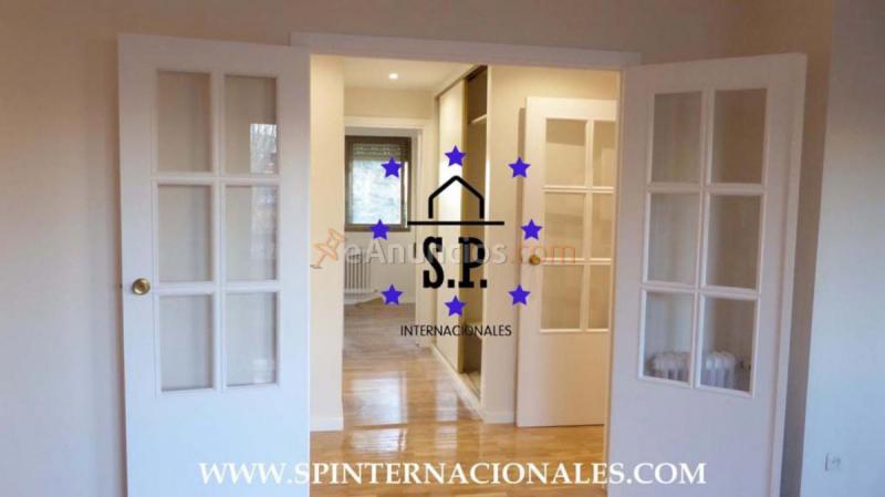 Atico en alquiler en  Ciudad Lineal, Madrid