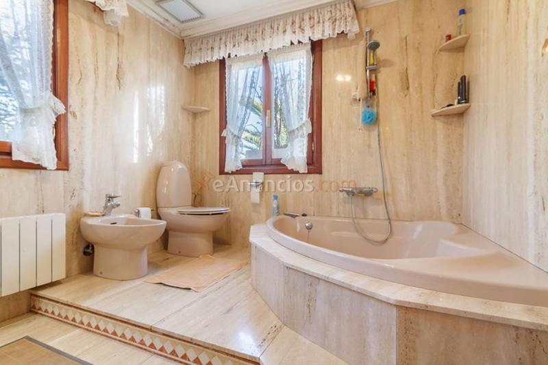 Adosado en venta en  Mungia