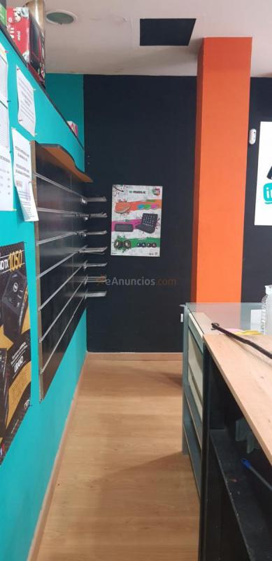 Local Comercial en alquiler en Calle COLON, Meliana