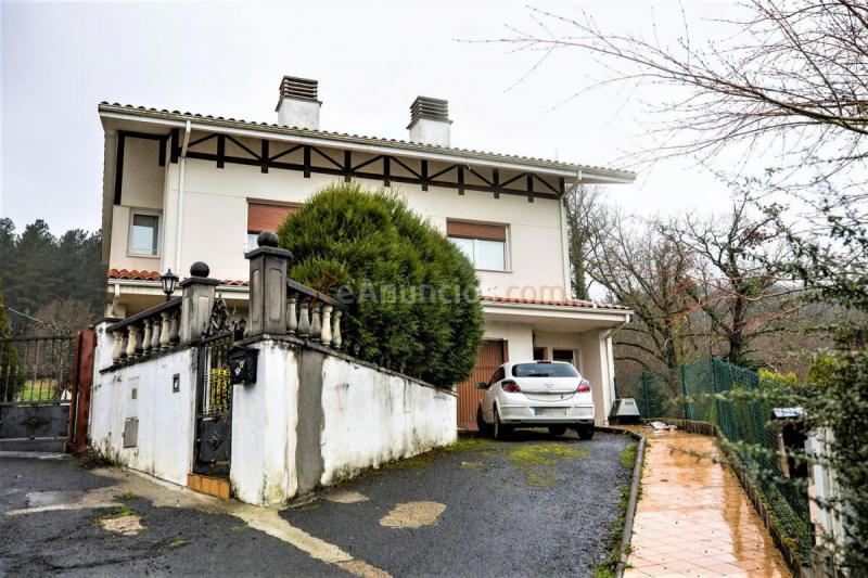 Adosado en venta en  Okondo