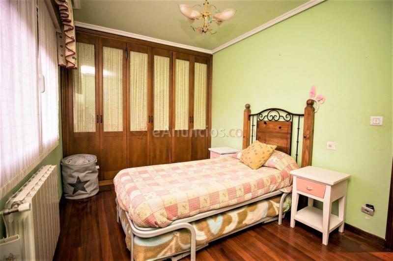 Adosado en venta en  Okondo