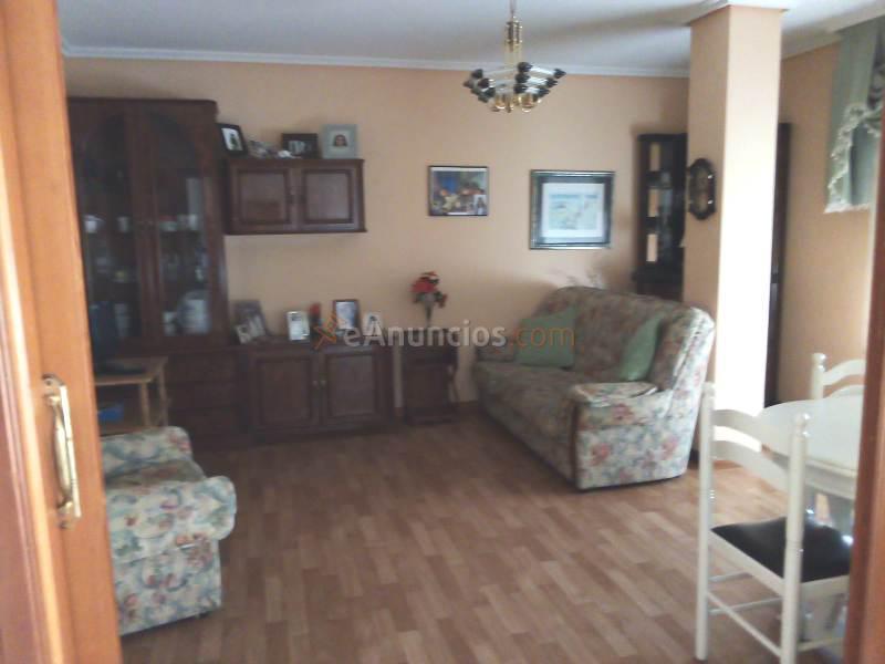 Playa América. Alquiler anual. 3 dormitorios