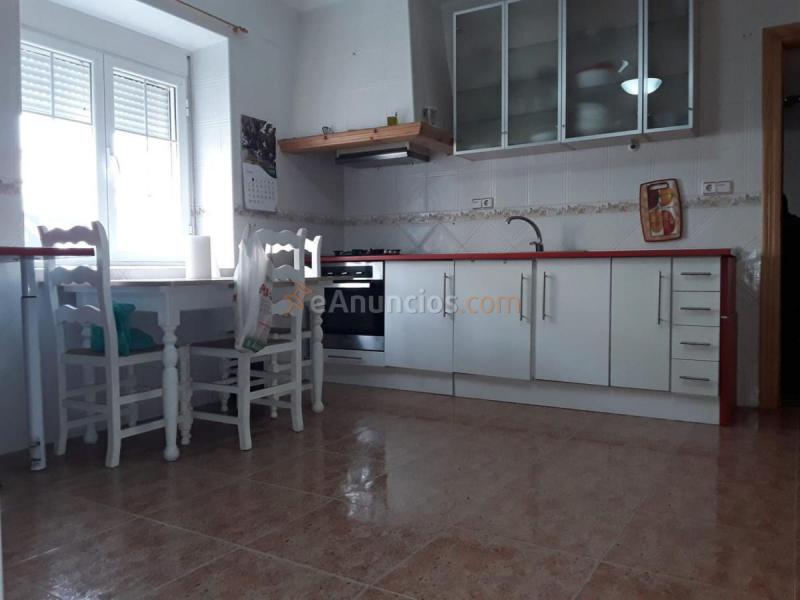 Adosado en venta en  Barrax