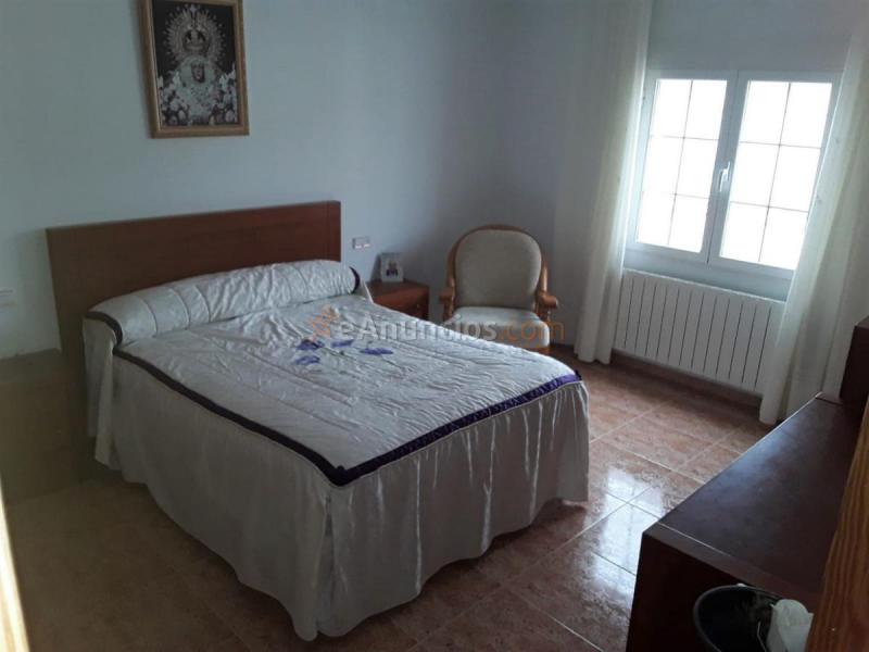 Adosado en venta en  Barrax