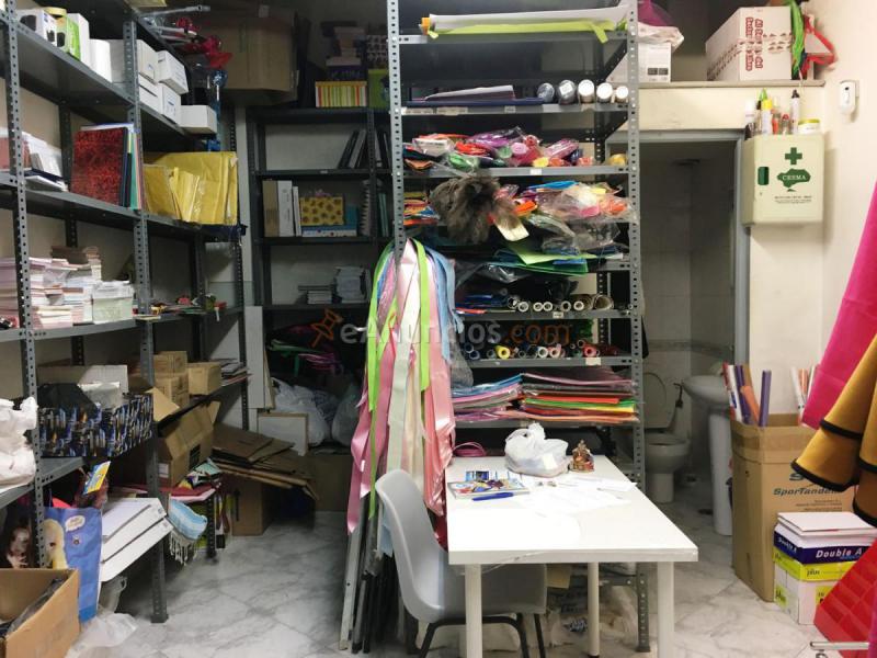 Local Comercial en venta en  Puerto de la Torre, Málaga