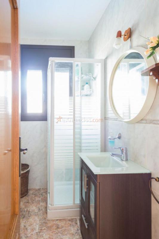 Adosado en venta en  Vallgorguina