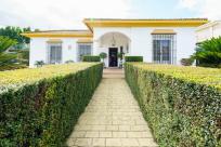 Adosado en venta en  Valencina de la Concepcion