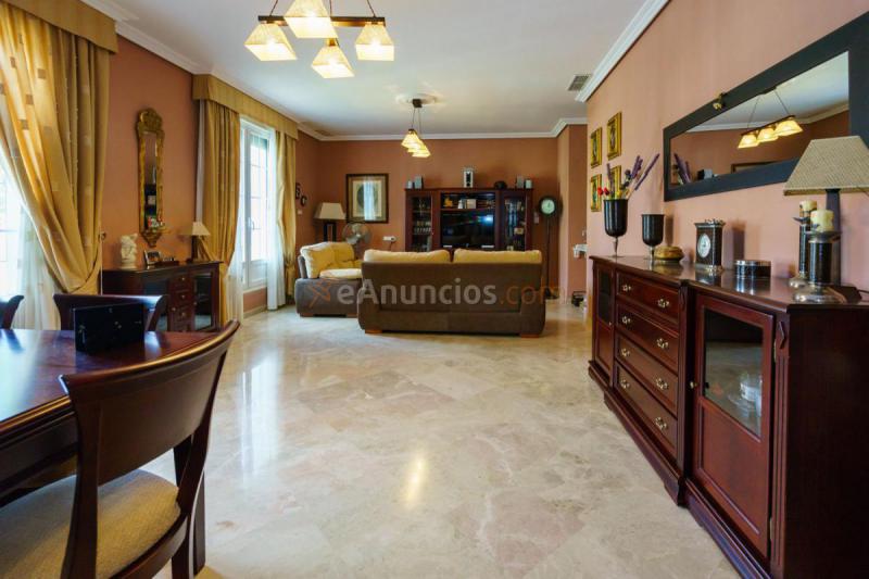 Adosado en venta en  Valencina de la Concepcion