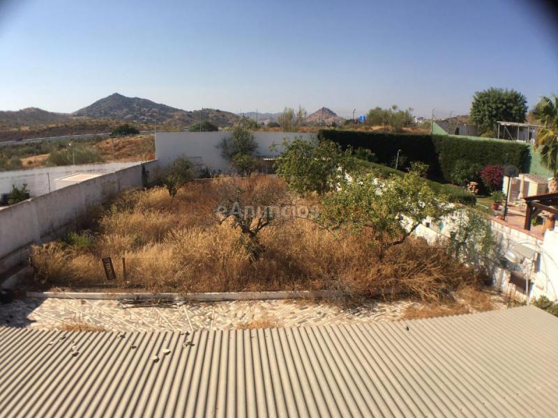 Adosado en venta en  Puerto de la Torre, Málaga