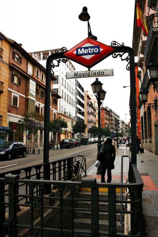 Local Comercial en alquiler en  Espiritu Santo, Centro, Madrid