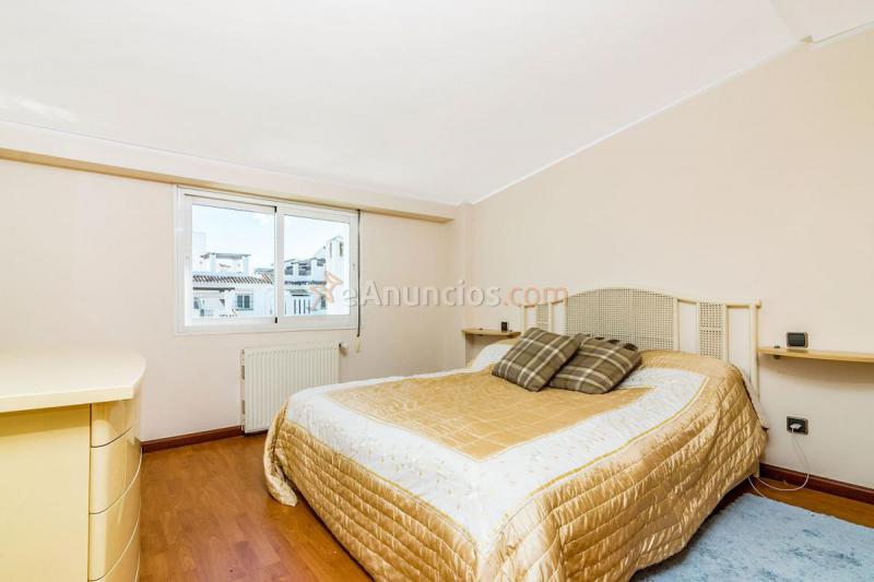 Adosado en venta en  Nueva Andalucía, Marbella