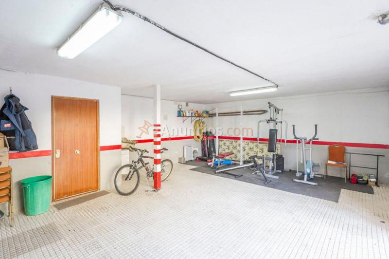 Adosado en venta en  Sevilla la Nueva