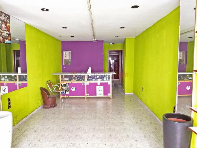 Local Comercial en alquiler en  L'Eixample, Valncia