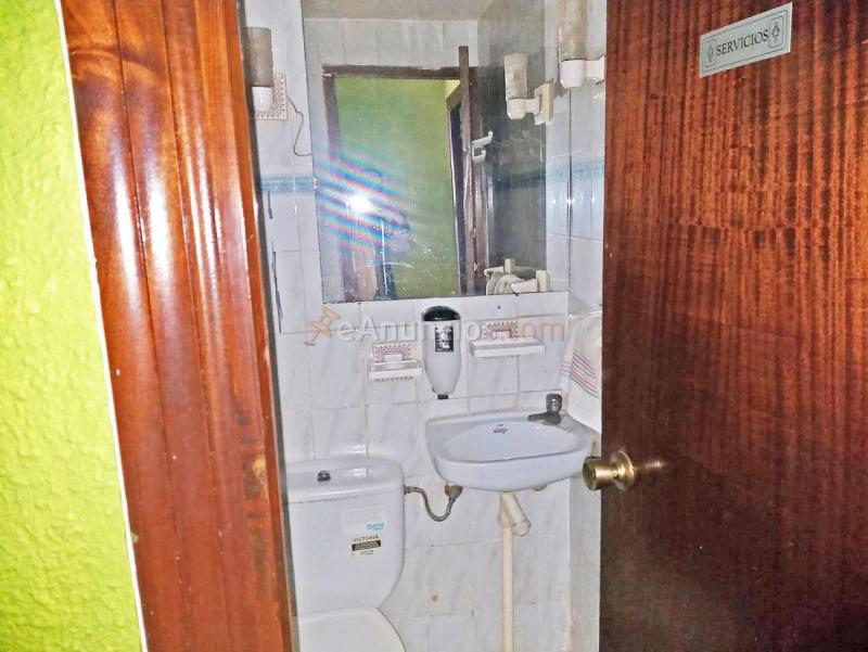 Local Comercial en alquiler en  L'Eixample, Valncia