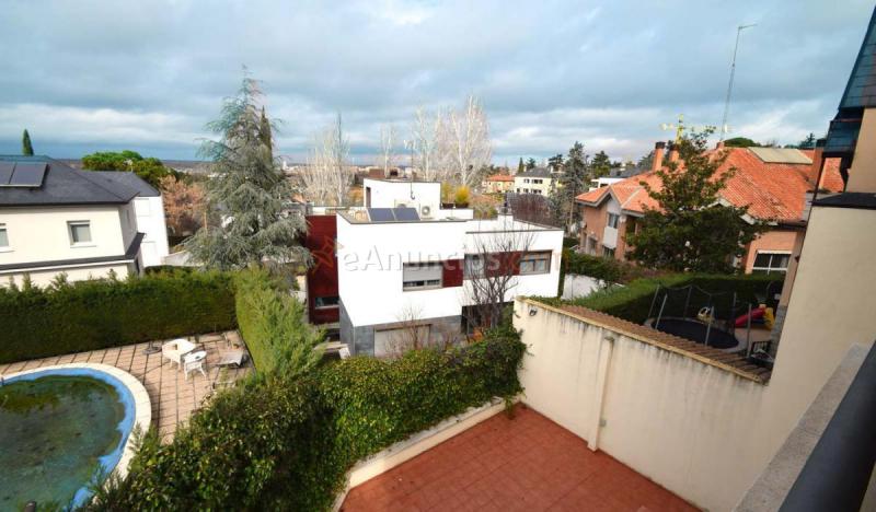 Adosado en venta en  Fuencarral, Madrid