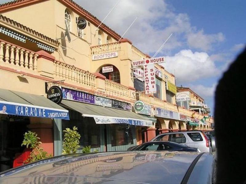 Local Comercial en venta en  URB.EL PILAR, Estepona Pueblo, Estepona