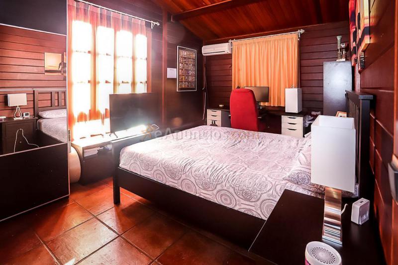 Adosado en venta en  Los Barrios