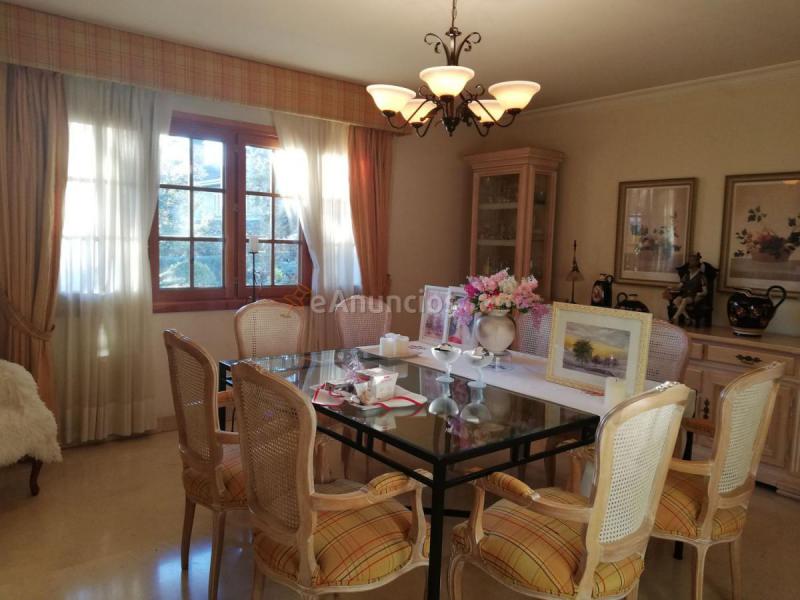 Adosado en venta en  Urbanizaciones, Pozuelo de Alarcón