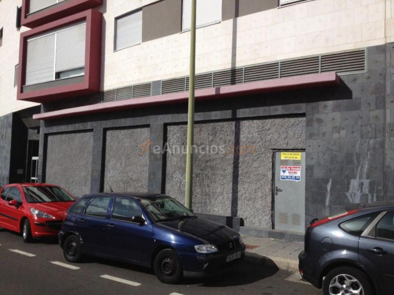 Local Comercial en venta en  Calle Harald Flick, Ciudad Alta, Las Palmas de Gran Canaria