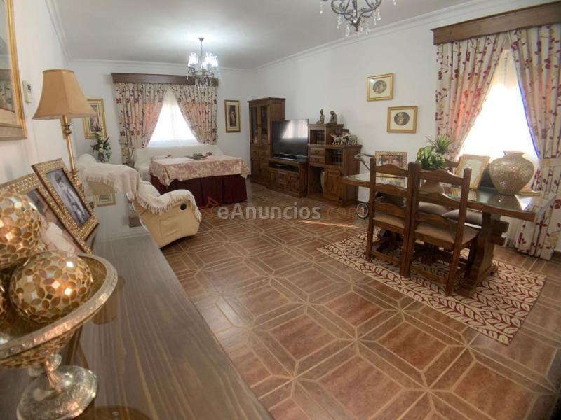 Adosado en venta en  Loreto, Espartinas