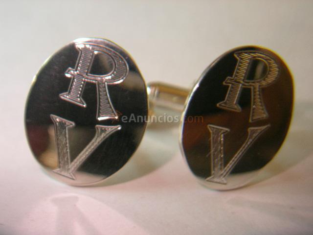 Gemelos personalizados en oro ó plata