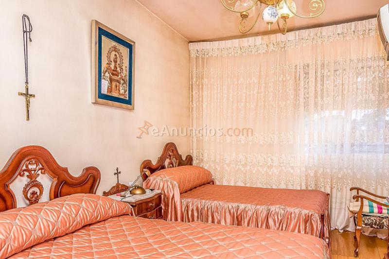 Adosado en venta en  Cistierna