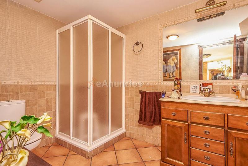 Adosado en venta en  Nivar