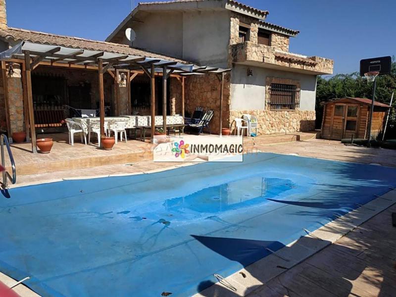 Adosado en venta en  El Viso de San Juan