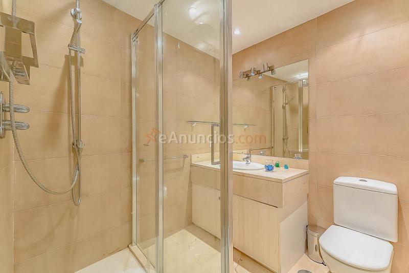 Adosado en venta en  Benamara-Atalaya, Estepona