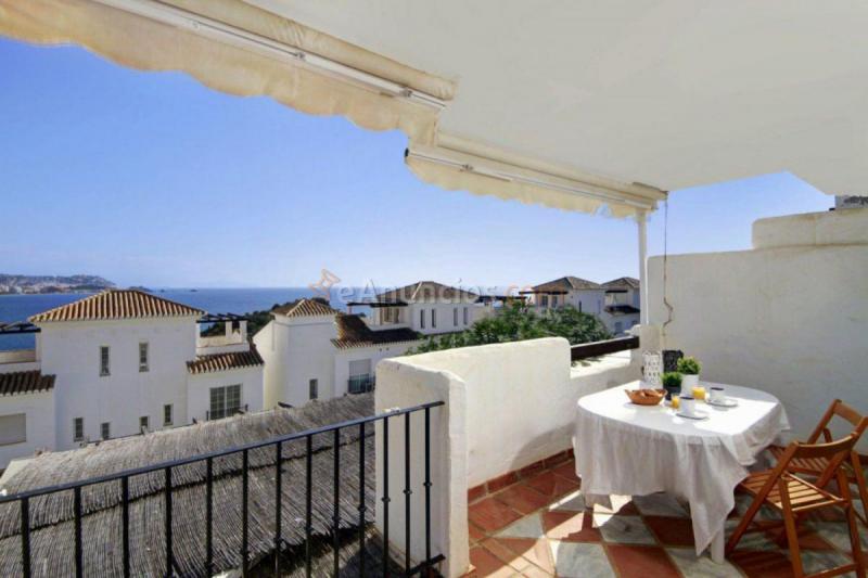 Apartamento en venta en Avenida Marina del Este, La Herradura, Almuñécar