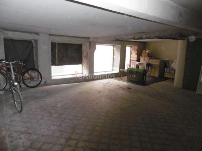 Local Comercial en alquiler en  Paloma, Casco Antiguo, Burgos
