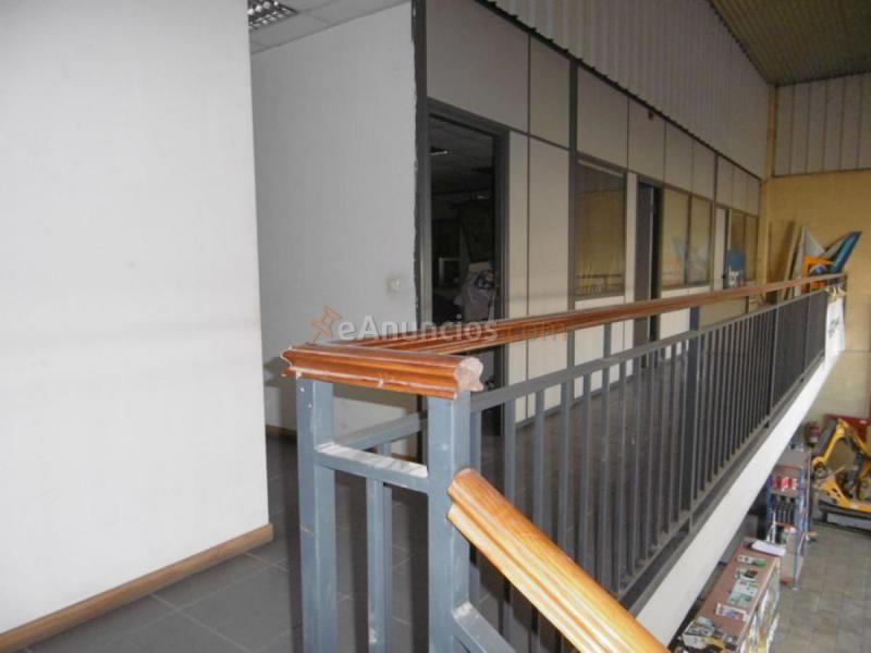 Edificio en venta en Calle la Bureba, Villafría - La Ventilla - Castañares, Burgos