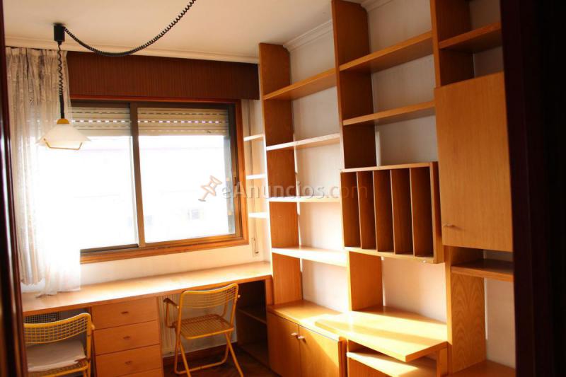 Apartamento en venta en  Centro urbano, Vigo