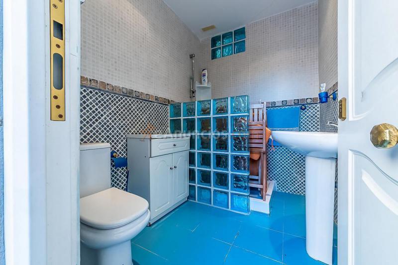 Adosado en venta en  Torres de la Alameda