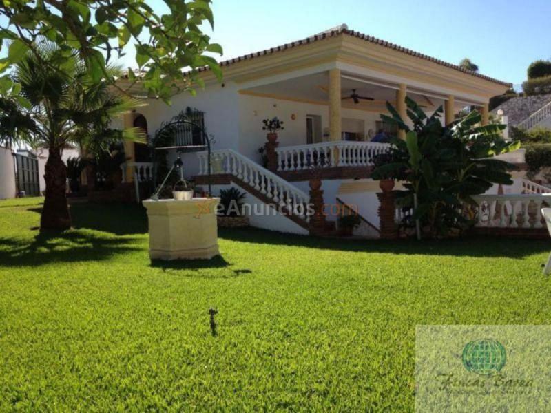 Adosado en venta en  Urbanizaciones, Benalmádena