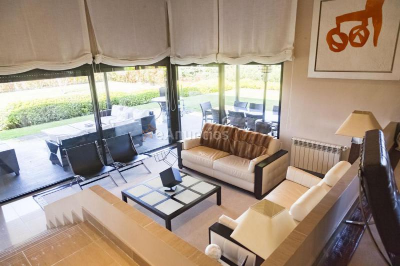 Adosado en venta en  Somosaguas, Pozuelo de Alarcón