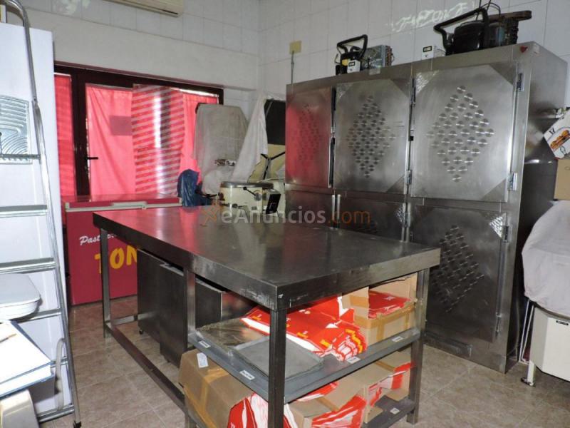 Local Comercial en venta en  Montserrat - Parque Empresarial, San Fernando de Henares