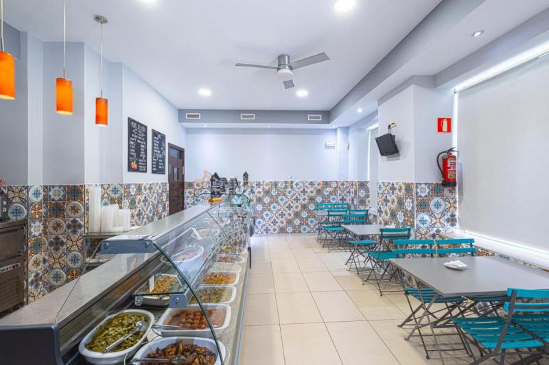 Local Comercial en alquiler en Calle de Martín de los Heros, Moncloa, Madrid