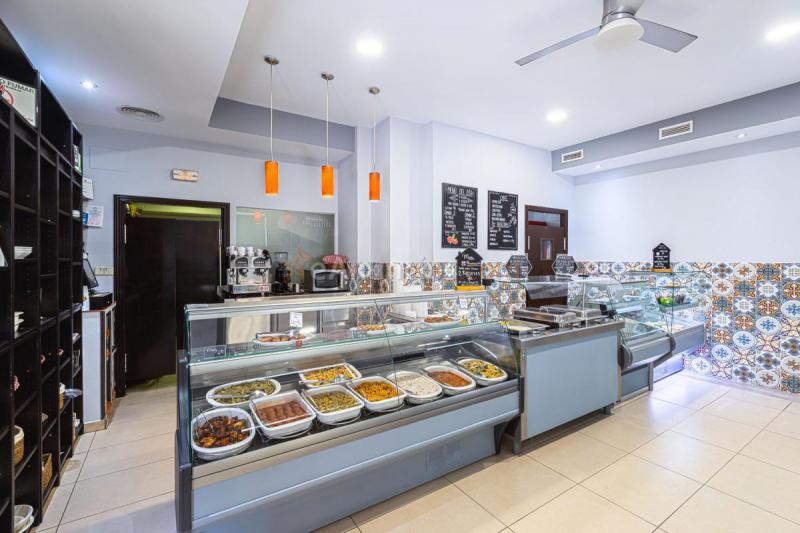 Local Comercial en alquiler en Calle de Martín de los Heros, Moncloa, Madrid