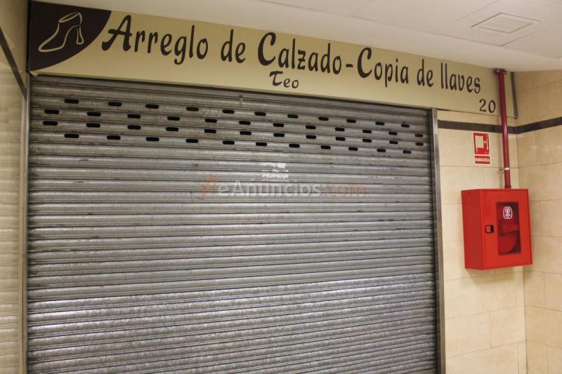 Local Comercial en venta en  Santa María de la Cabeza, Casco Antiguo, Majadahonda