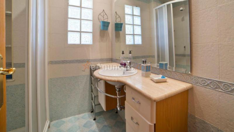 Adosado en venta en  Villena